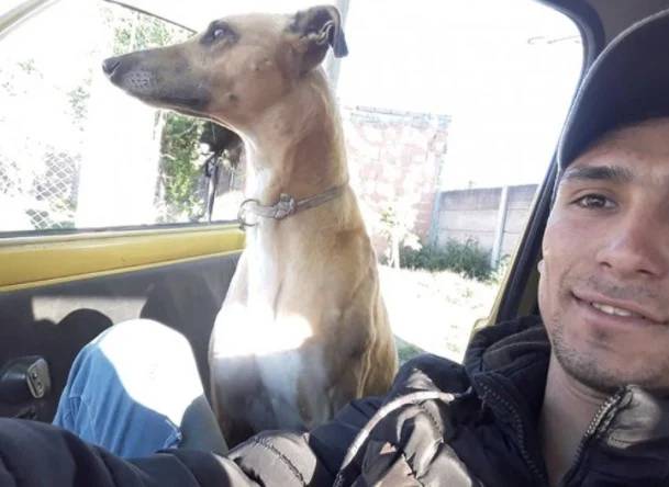 Homem oferece o próprio carro a quem encontrar o cachorro perdido homem-oferece-o-proprio-carro-a-quem-encontrar-o-cachorro-perdido