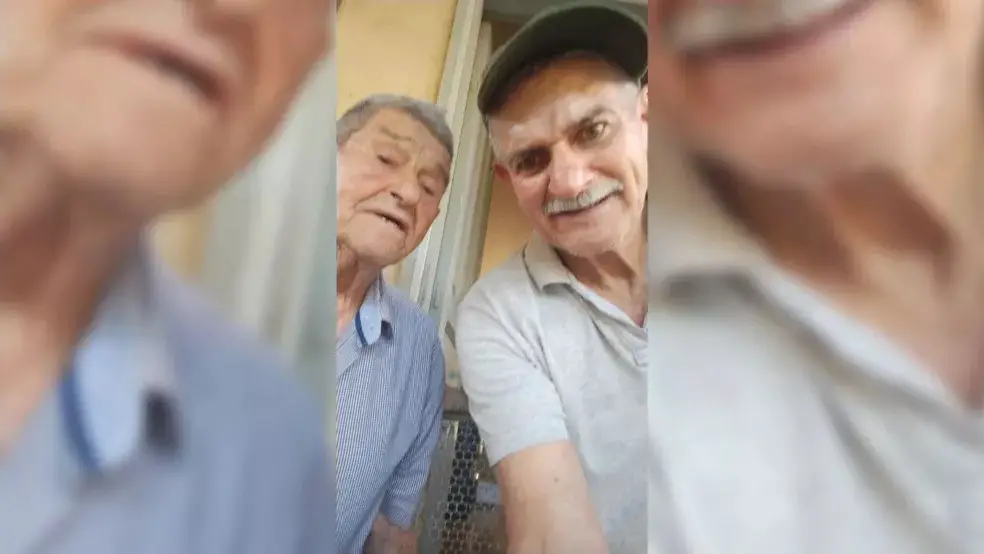 Idoso visita canil e acaba adotando uma cachorra que esperava há 4 anos idoso-visita-canil-e-acaba-adotando-uma-cachorra